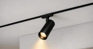 چراغ مگنتی اسپات یا ریلی